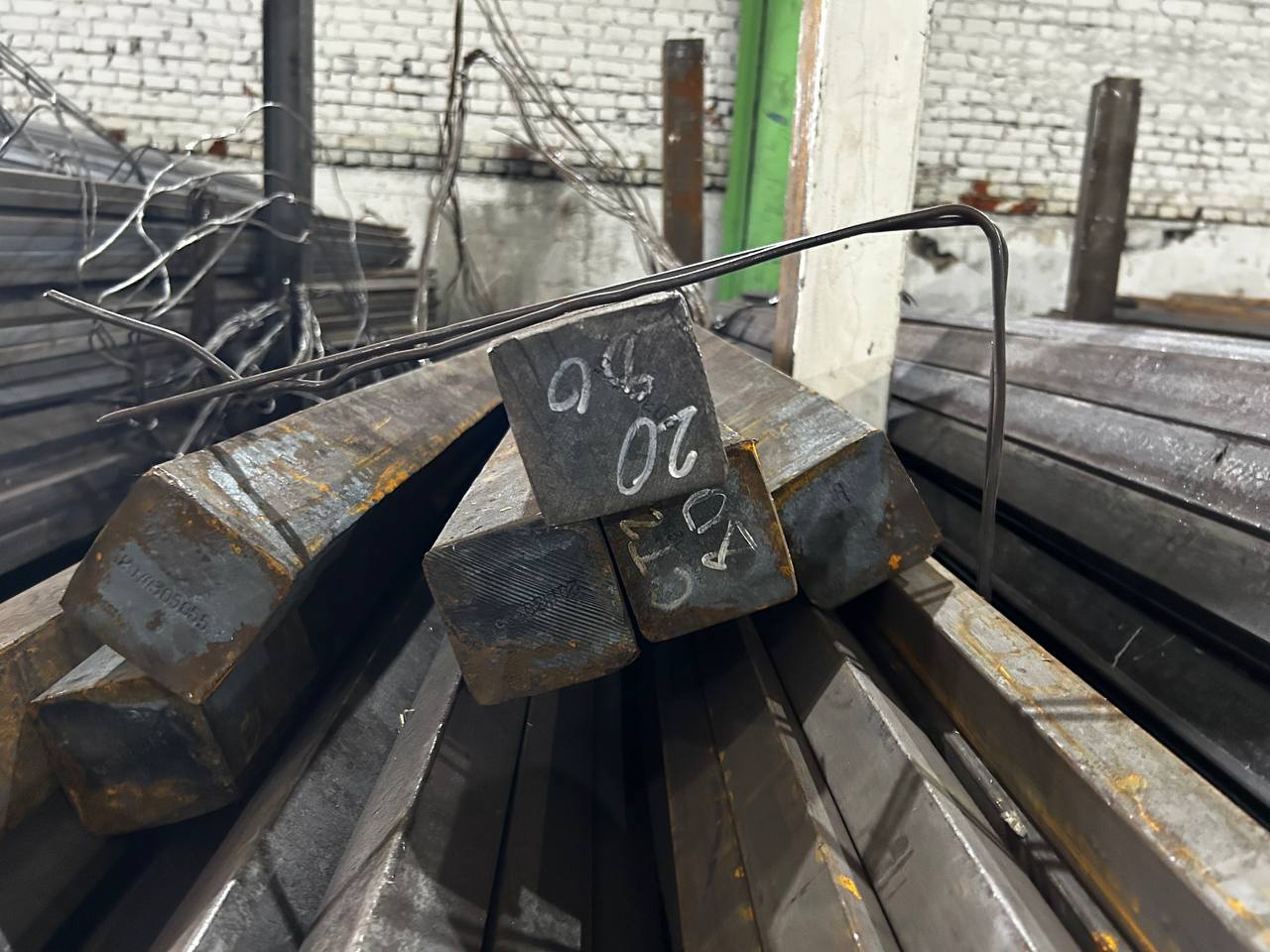 Сталь 20 квадрат 80 мм